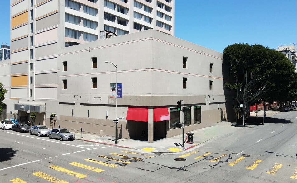 More Photos Of 1300 Bush St, San Francisco Freestanding For Lease