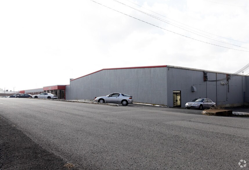 More Photos Of 2961 Armory Dr, Nashville Warehouse For Lease