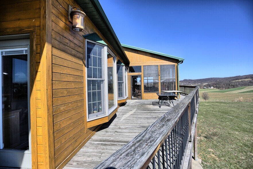 More Photos Of 600 Airport Dr, Mifflintown Flex For Sale