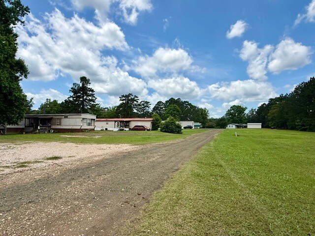 More Photos Of 456 Jeans TLPK, Hemphill Manufactured Housing Mobile Home Park For Sale