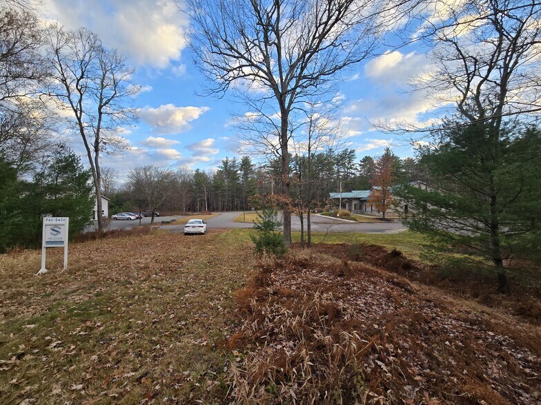 More Photos Of 3 Bond Ct, Milford Land For Sale