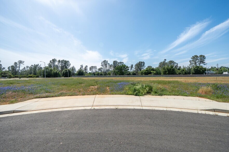 More Photos Of Airport Rd @ Rancho Rd, Redding Land For Sale