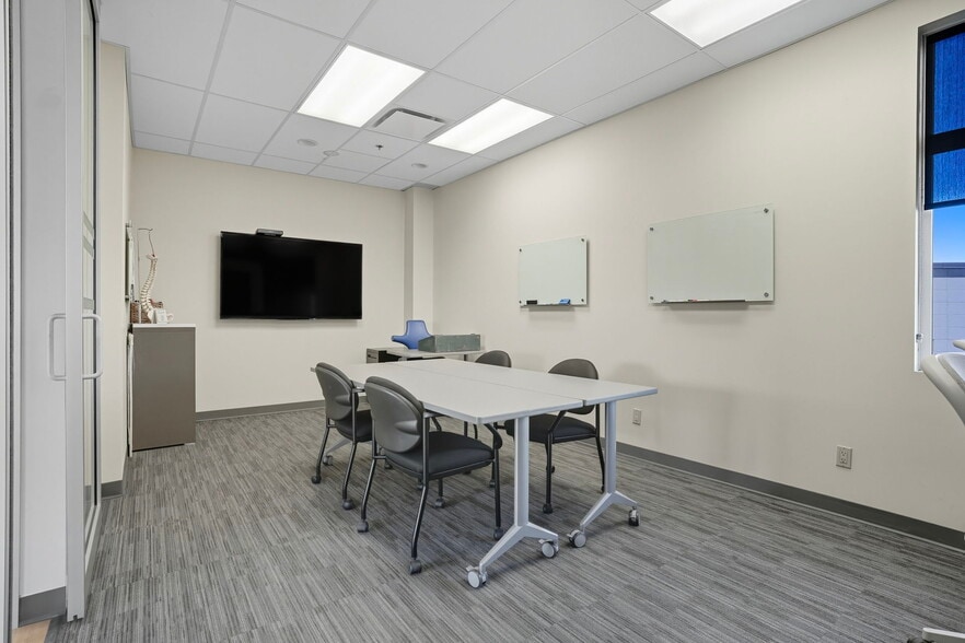 More Photos Of 5657-5677 99 St NW, Edmonton Loft Creative Space For Sale