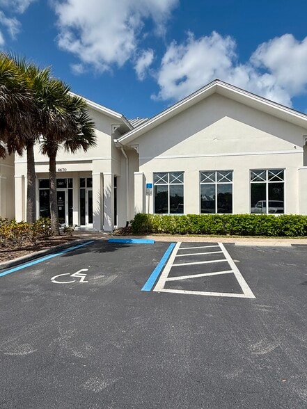 Primary Photo Of 4660 Cardinal Way, Naples Unknown For Lease