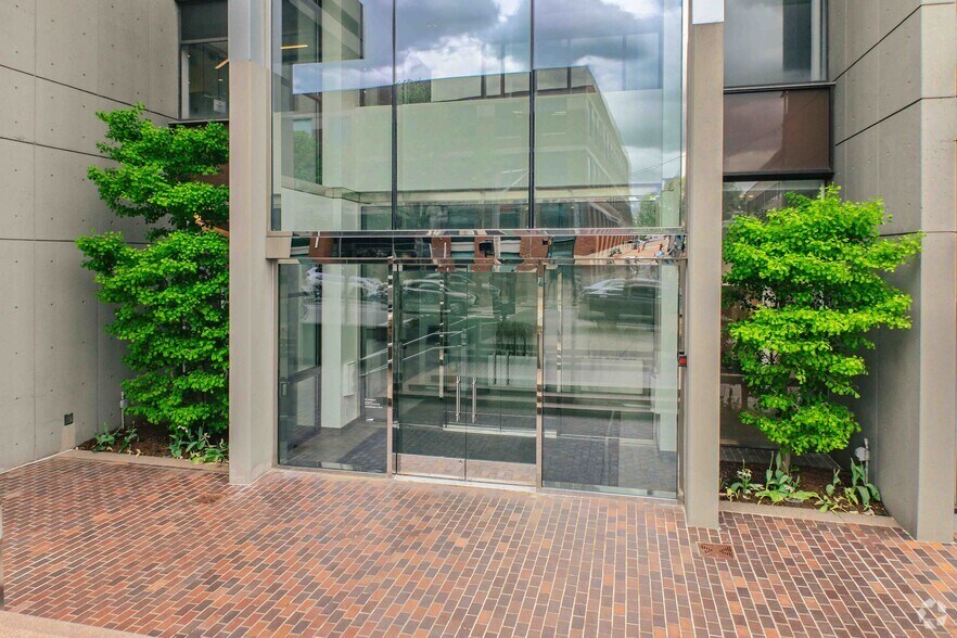 More Photos Of 300-334 Washington St, Newton Office For Lease