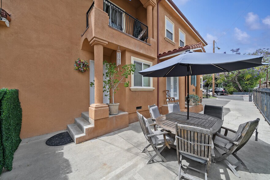 More Photos Of 2516 Elsinore St, Los Angeles Multifamily For Sale