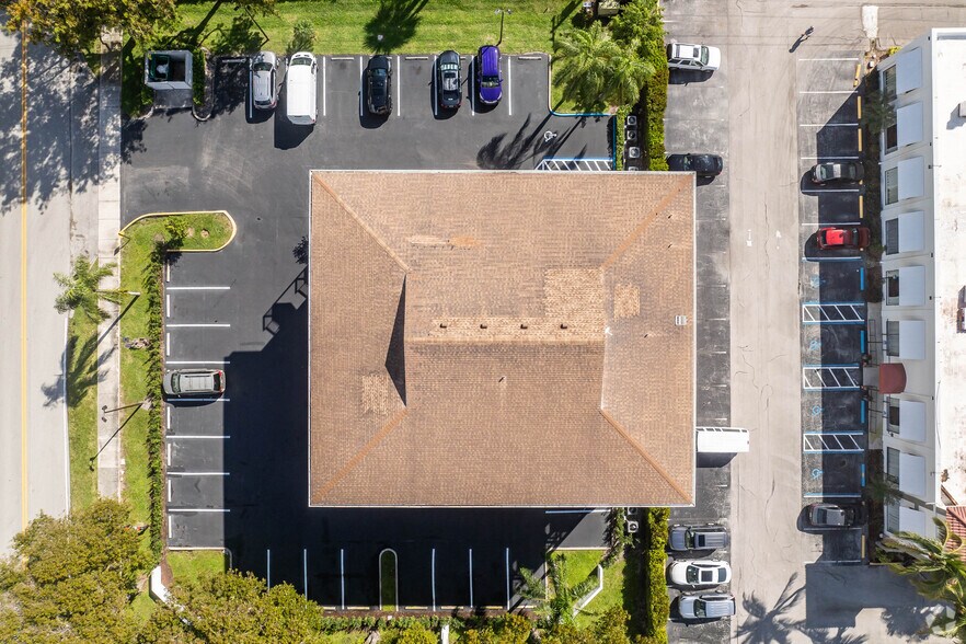 More Photos Of 2790 N Federal Hwy, Boca Raton Office For Lease