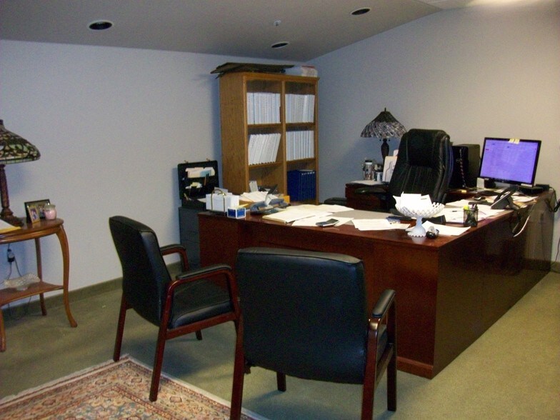 More Photos Of 1120 13th St, Modesto Loft Creative Space For Lease