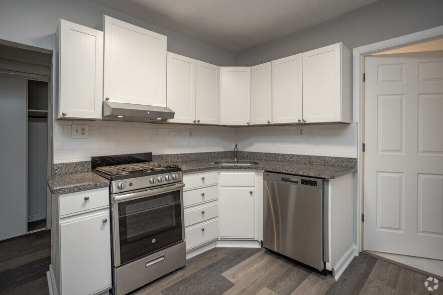 More Photos Of 328 S Mathilda St, Pittsburgh Multifamily For Sale