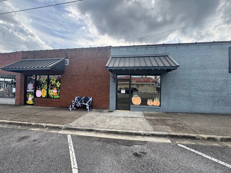 More Photos Of 101-103 4th St N, Oneonta Office For Lease