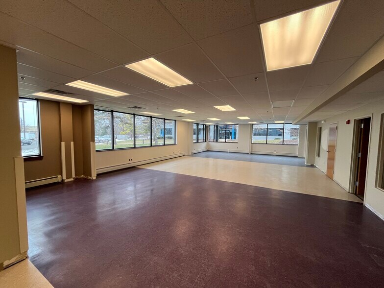 More Photos Of 2917 International Ln, Madison Office For Sale
