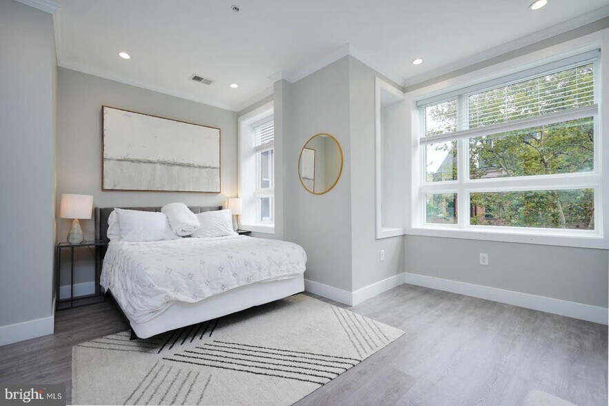 More Photos Of 1461 Chapin St NW, Washington Apartments For Sale