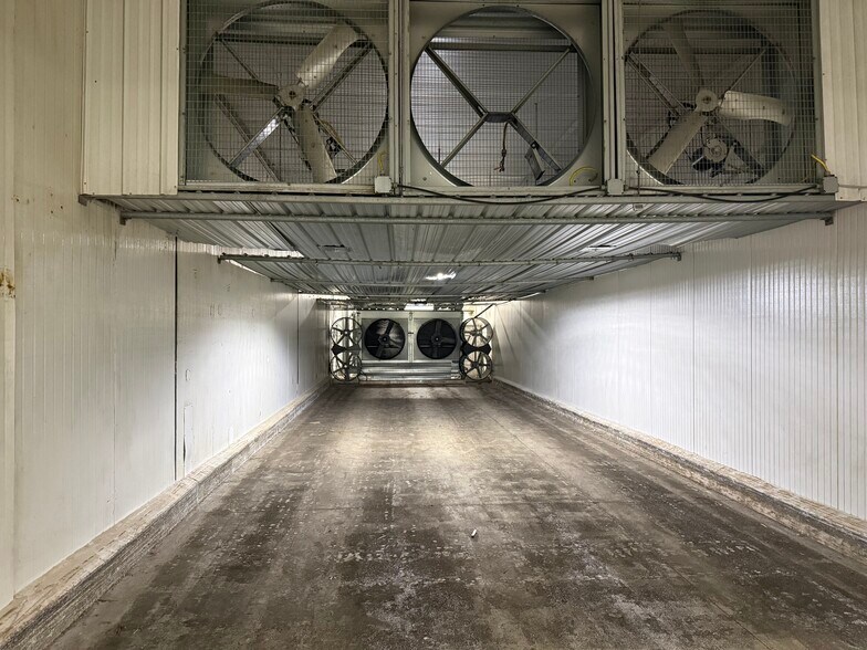 More Photos Of 4001 N American St, Philadelphia Warehouse For Sale