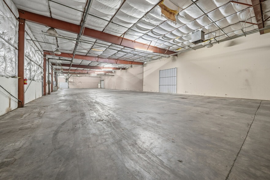 More Photos Of 3230 Riverside Ave, Paso Robles Manufacturing For Lease