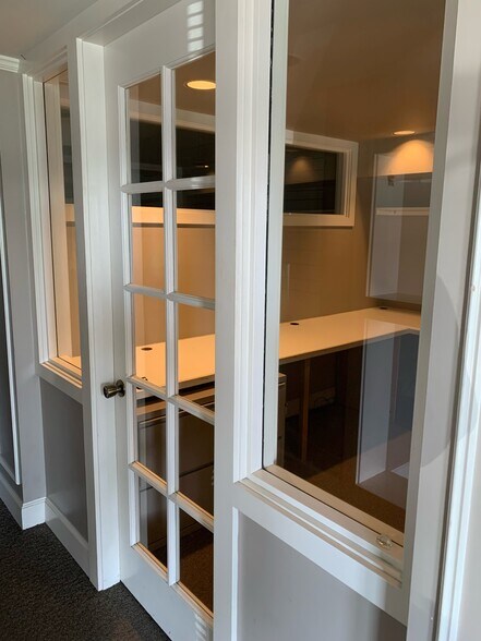 More Photos Of 4314 E Madison St, Seattle Office For Lease