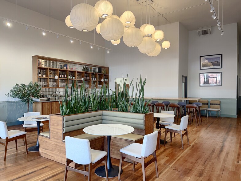 More Photos Of 7 W Alder St, Walla Walla Storefront For Lease