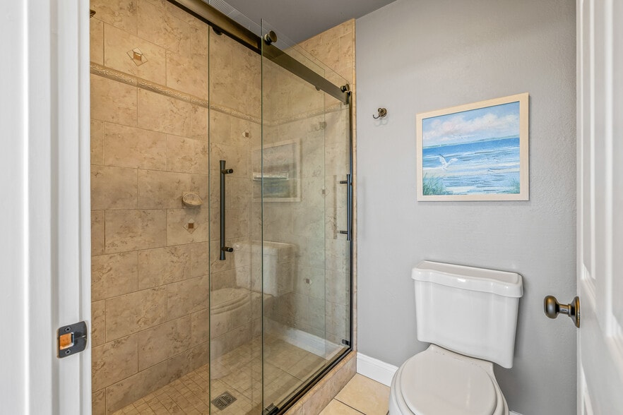 More Photos Of 19351 Del Mar Dr, Fort Bragg Specialty For Sale