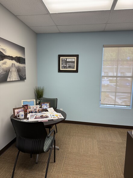 More Photos Of 12342 Tamiami Trl, Naples Office For Lease