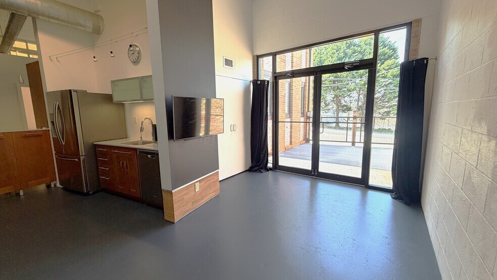 More Photos Of 1417 Mayson St NE, Atlanta Loft Creative Space For Lease