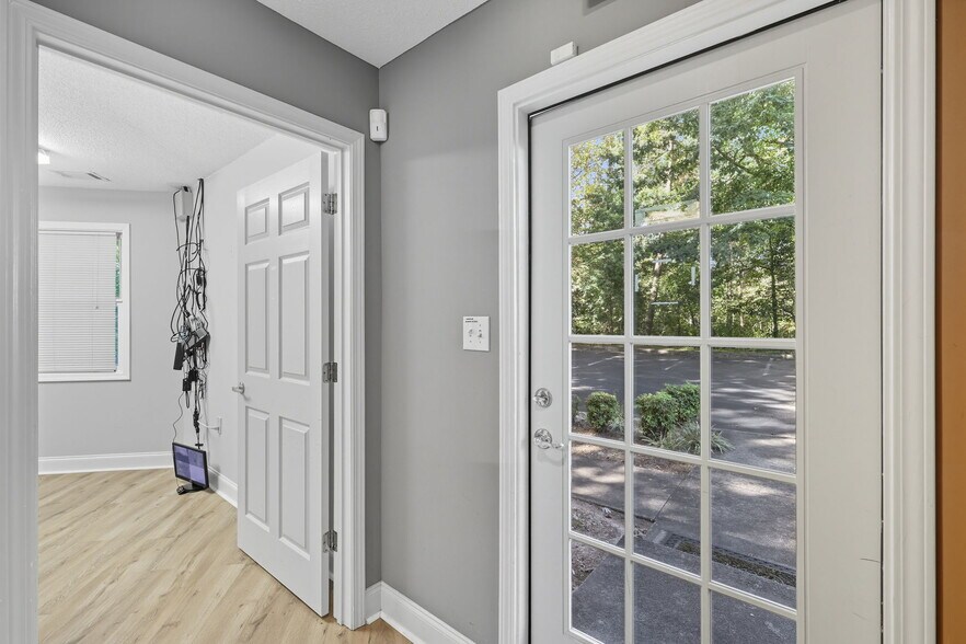 More Photos Of 224 Shallowford Rd NW, Gainesville Medical For Lease