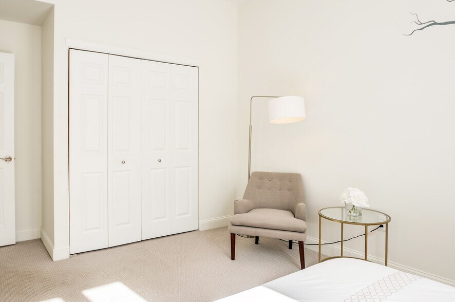 More Photos Of 400 Walnut St, Philadelphia Multifamily For Sale