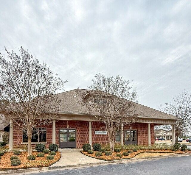 More Photos Of 30 Rahling Cir, Little Rock Medical For Sale