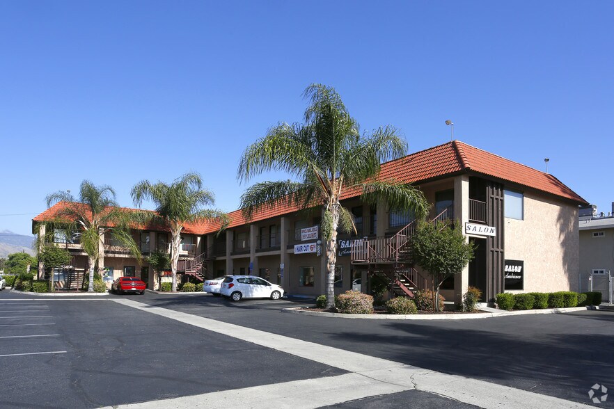 More Photos Of 43613 Ca-74, Hemet Unknown For Lease