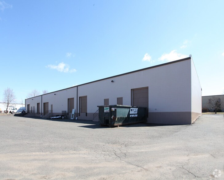 More Photos Of 345 Nutmeg Rd S, South Windsor Warehouse For Lease