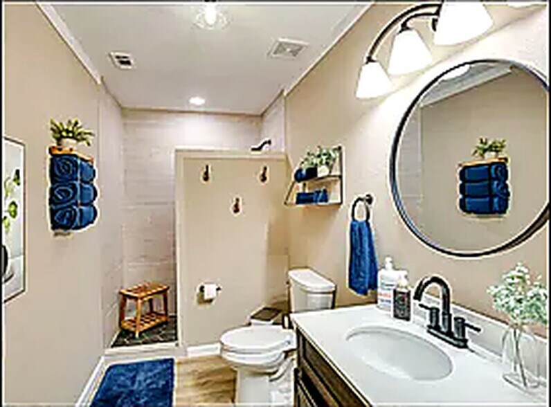 More Photos Of 202 N Ashwood Ave, Marietta Specialty For Sale