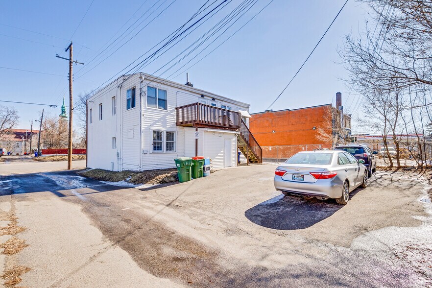More Photos Of 609-611 N Dale St N, Saint Paul Storefront Retail Residential For Sale