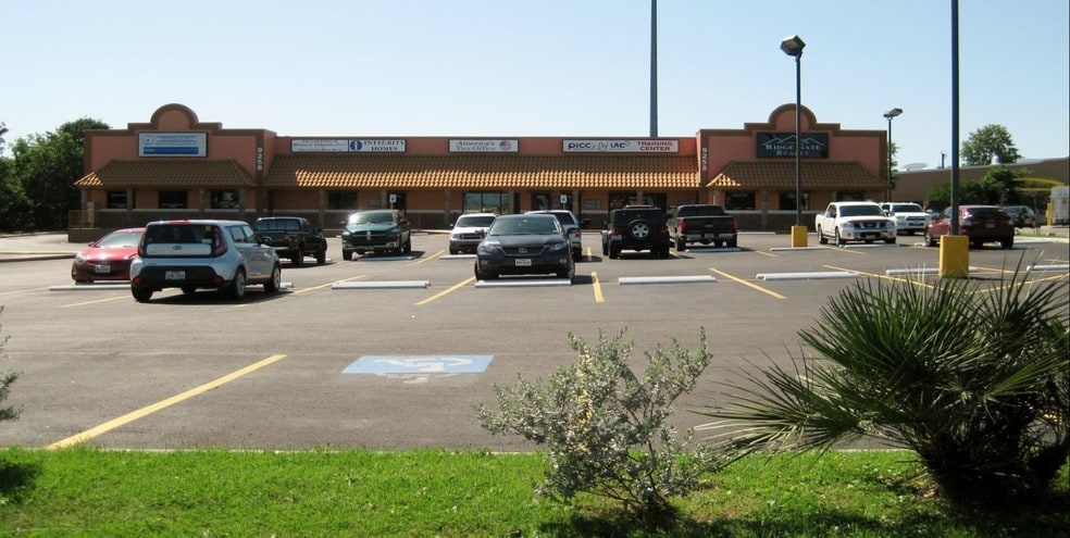 More Photos Of 9258 Culebra Rd, San Antonio Office For Lease