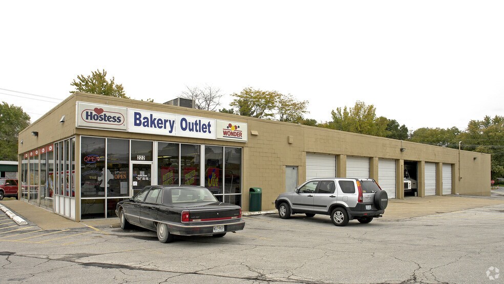 More Photos Of 219 O Fallon Plz, O'Fallon Unknown For Lease