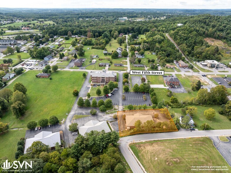 More Photos Of 1360 W 5th St, London Medical For Lease