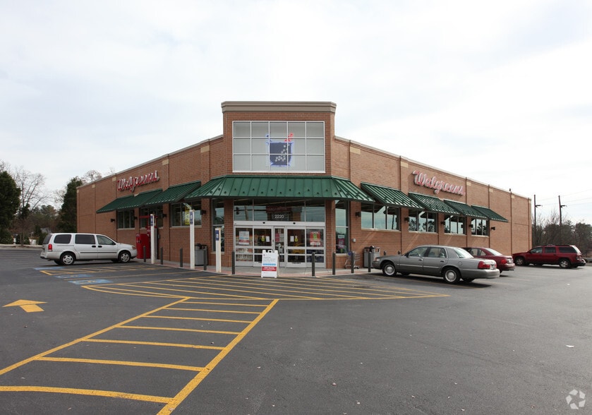 Primary Photo Of 3732 Highway 78 W, Snellville Drugstore For Lease