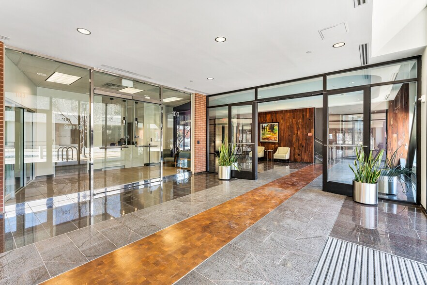 More Photos Of 100 Lexington St, Fort Worth Office For Lease