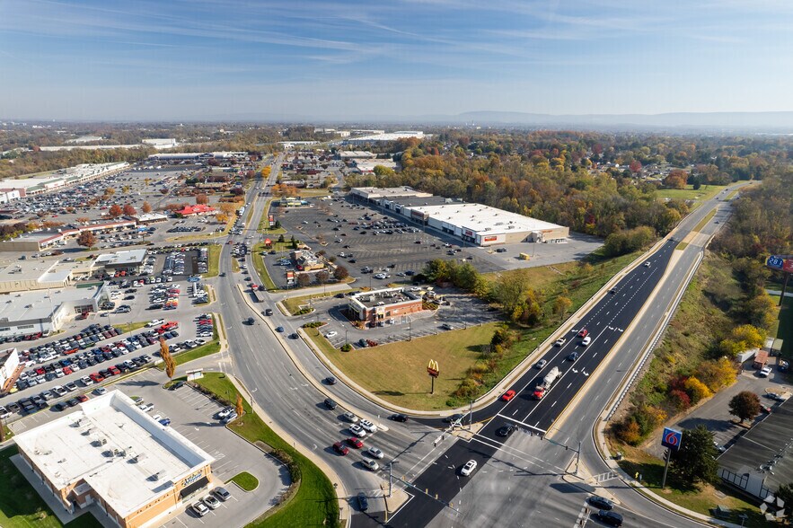 More Photos Of 1701-1729 Massey Blvd, Hagerstown Freestanding For Lease
