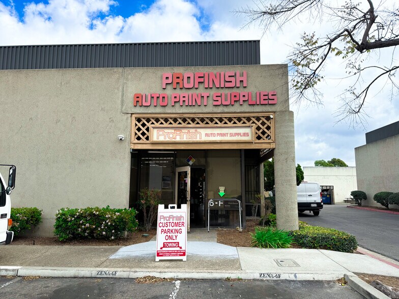 More Photos Of 13880 Harbor Blvd, Garden Grove Research And Development For Sale