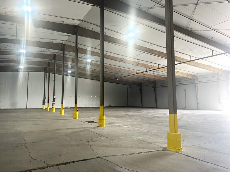 More Photos Of 3045 S Avenue 3 E, Yuma Warehouse For Lease