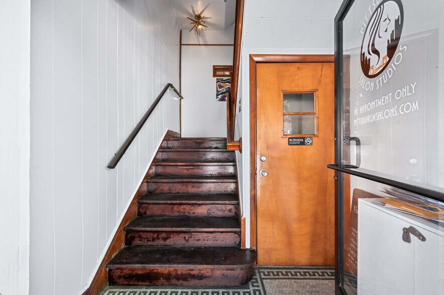 More Photos Of 5129 Liberty Ave, Pittsburgh Office Residential For Lease