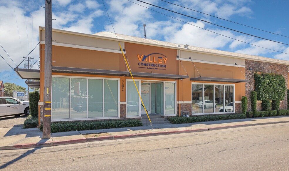 Primary Photo Of 702-714 W Fremont St, Stockton Light Distribution For Lease
