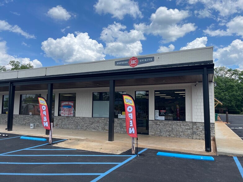 More Photos Of 368 N Broadnax St, Dadeville Storefront Retail Office For Lease