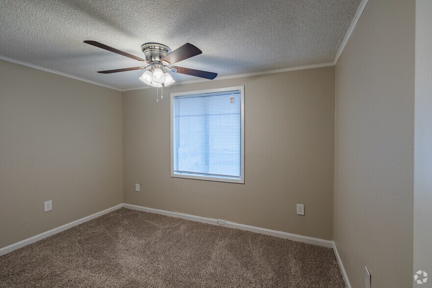More Photos Of 210 Lanier Dr, Statesboro Apartments For Sale