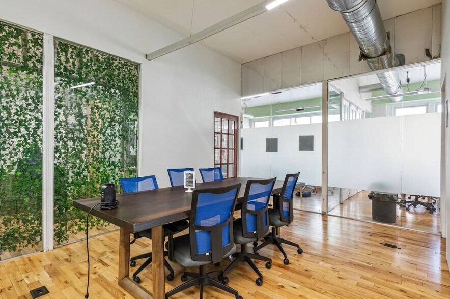More Photos Of 104 S 20th St, Philadelphia Office For Lease