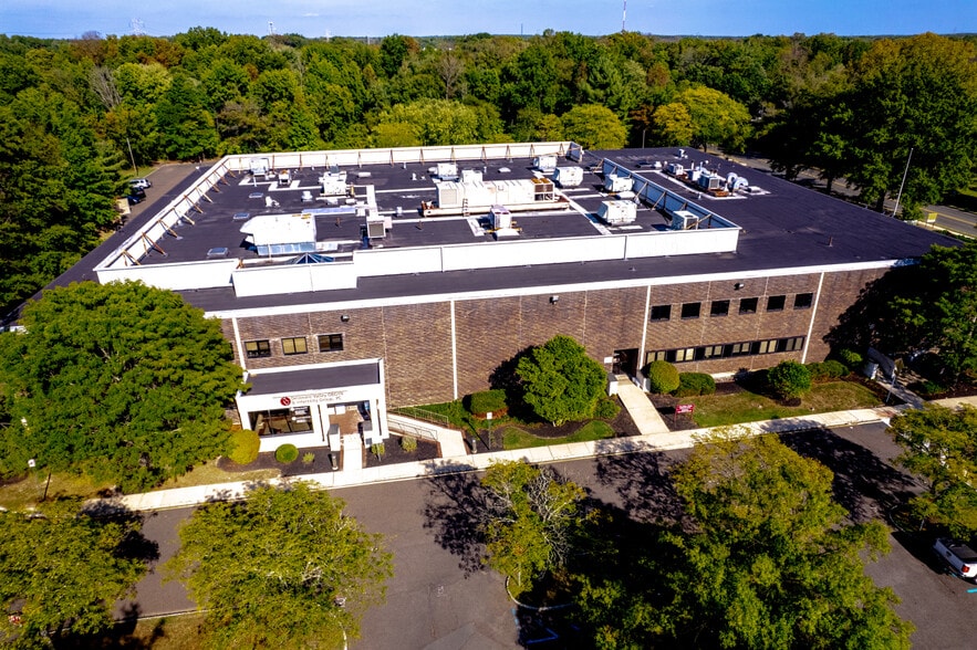 More Photos Of 2 Princess Rd, Lawrenceville Medical For Lease