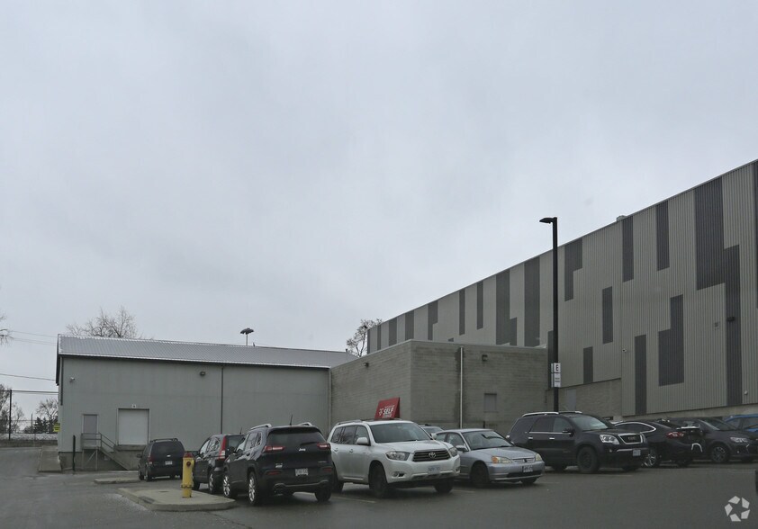 Primary Photo Of 675 Queen St S, Kitchener Office For Lease