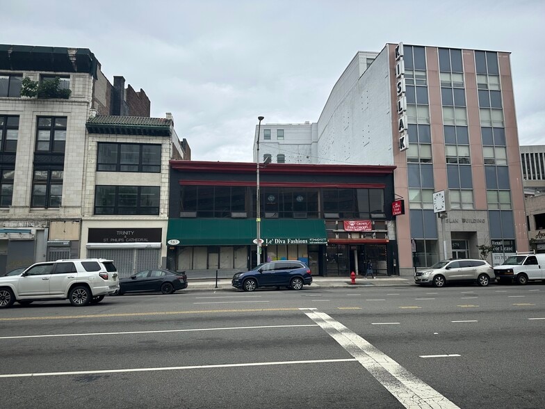 More Photos Of 583-587 Broad St, Newark Storefront Retail Office For Lease