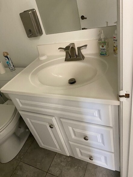 More Photos Of 13555 Automobile Blvd, Clearwater Medical For Lease