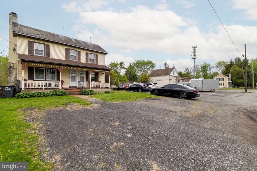 More Photos Of 271 Old Croton Rd, Flemington Restaurant For Sale