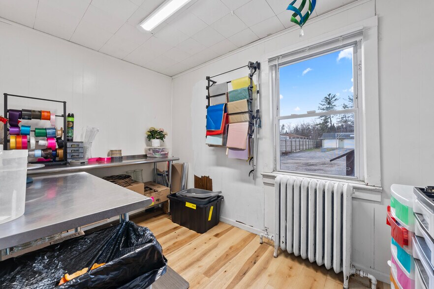 More Photos Of 310 W Irving Park Rd, Wood Dale General Retail For Sale