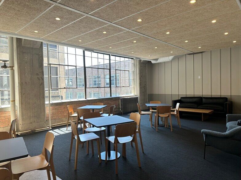 More Photos Of 328 S Jefferson St, Chicago Office For Lease